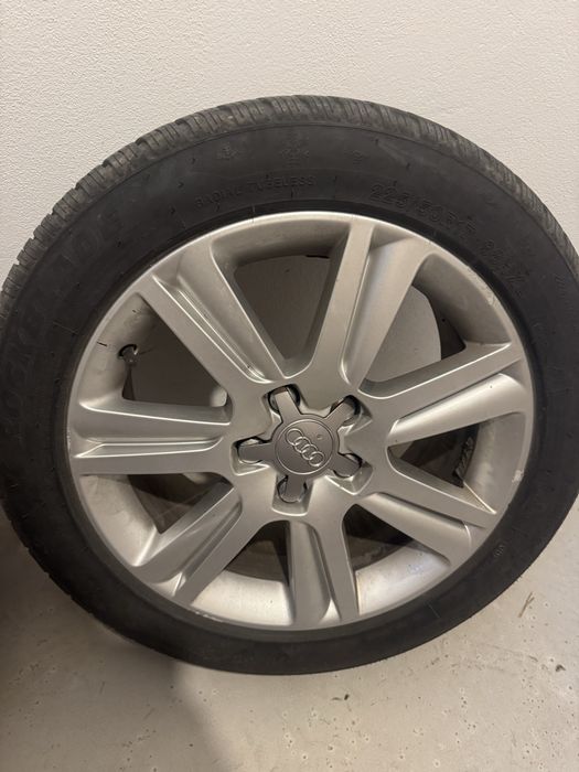 Vand jante audi R17.