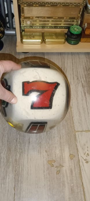 Bila bowling decor ideal casino