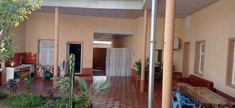 Корасарой Хастимомда файзли ховли сотилади. NR494/15