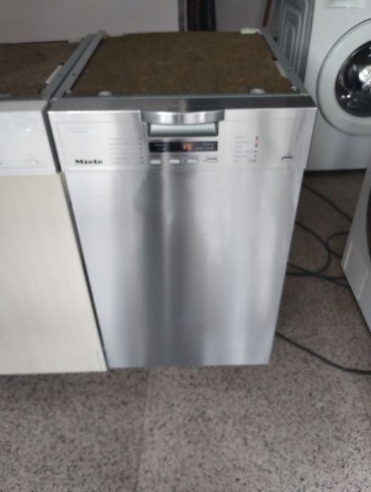 Съдомиялна Miele G1202 SCU  Inox 45 см