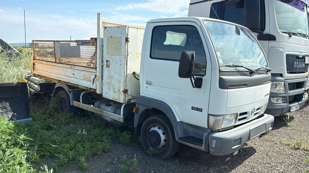 Nissan cabstar 2005 diesel