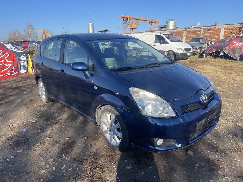 Toyota Corolla Verso 2008г 2.0 116 D-4D На Части