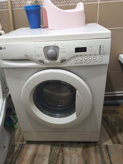 Продам стиральную машину
