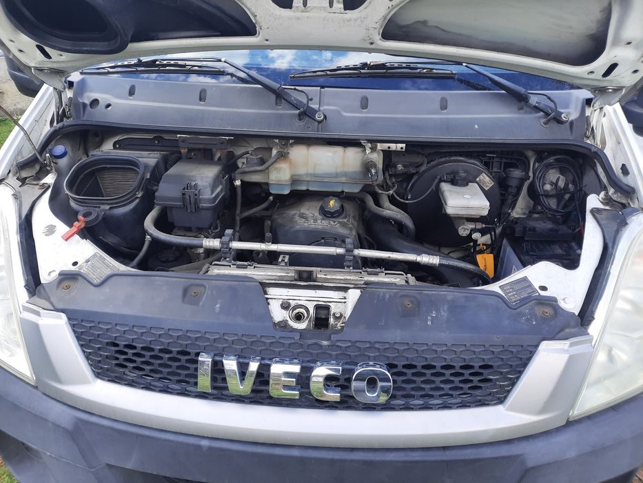 Iveco Daily2011 – duba marfă, 3 locuri,163.000 km.
