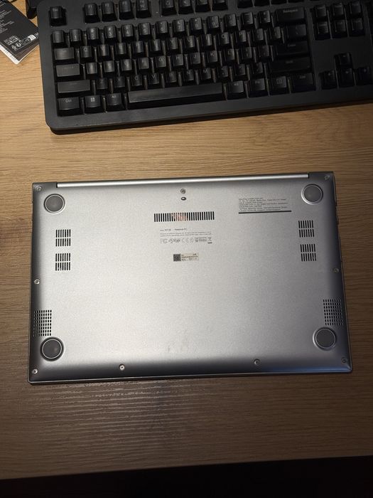 Laptop ASUS VivoBook 14 K413E i5-1135G7 8GB RAM Iris Xe