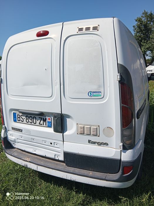 Продавам Рено kangoo 1.9 чист дизел на части