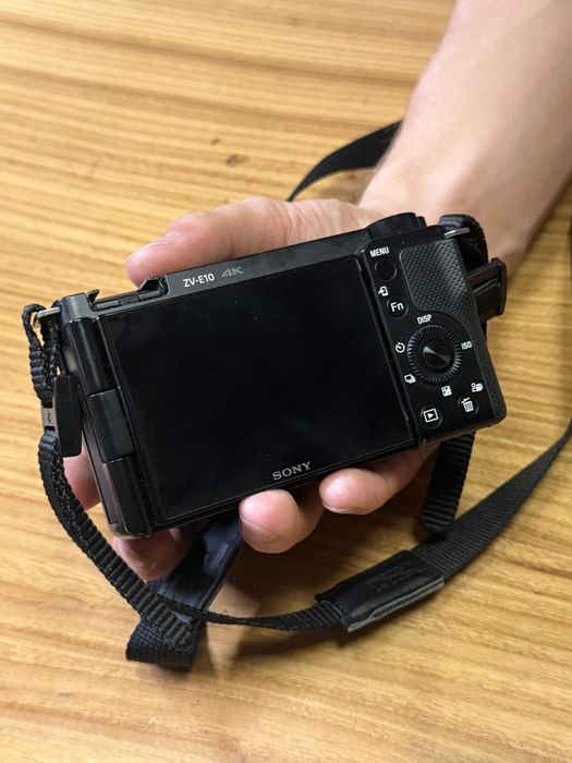 Sony Zv-E10