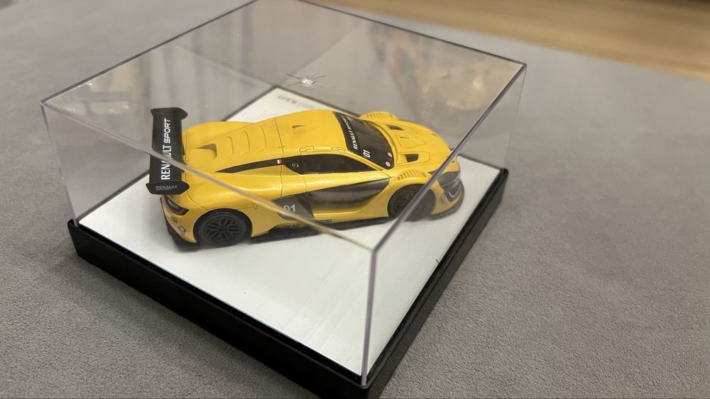 Macheta Renault Sport R.S. 01 - 1:43