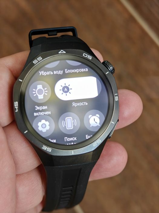 Huawei GT 5 Pro Смарт часы