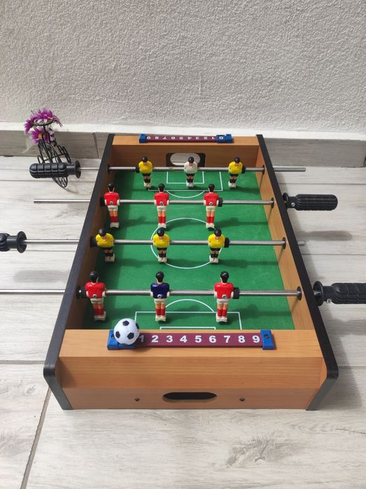 Джаги / Футбол на маса – компактни, почти нови