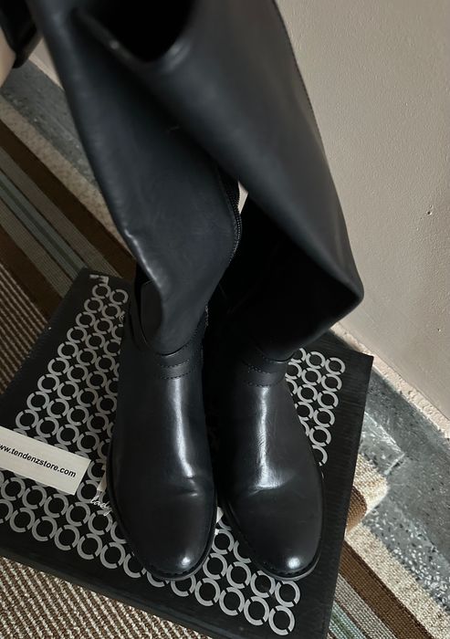 Дамски високи ботуши