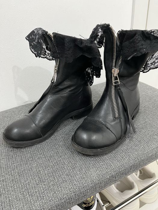 Боти, естествена кожа с дантела