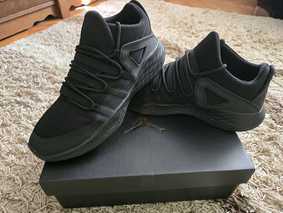 Adidași Jordan Formula 23 low