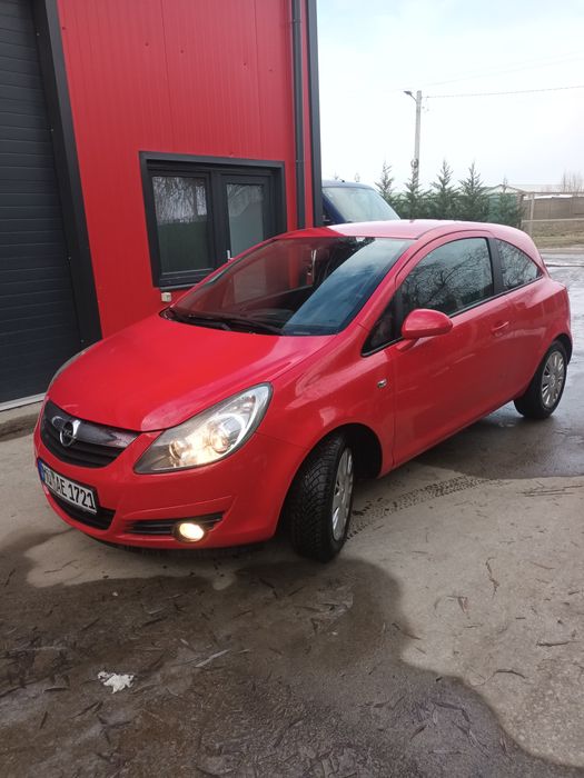 Opel corsa D ,motor 1200 benzina ,an 2009  cu incalzire in volan si sc
