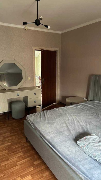 Продается кровать+матрас Стелла