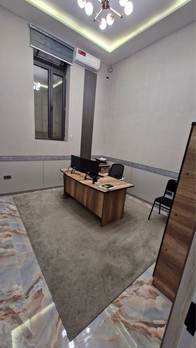 Сдаётся Нежилое Помещение 100кв.м Вдоль Дороги ор.Чорсу Штраф Стоянка