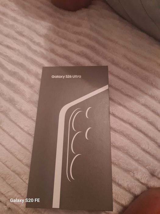 Samsung galaxy s26 ultra256GB