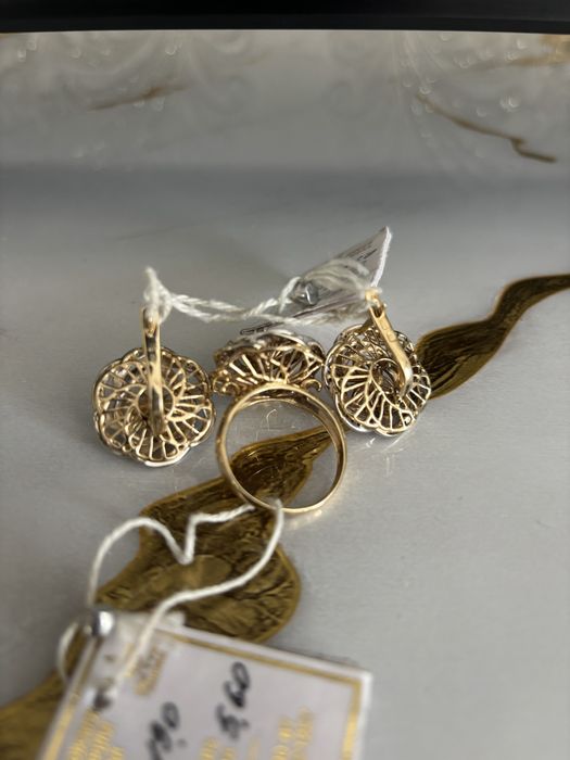 Золотой набор с брилиантами