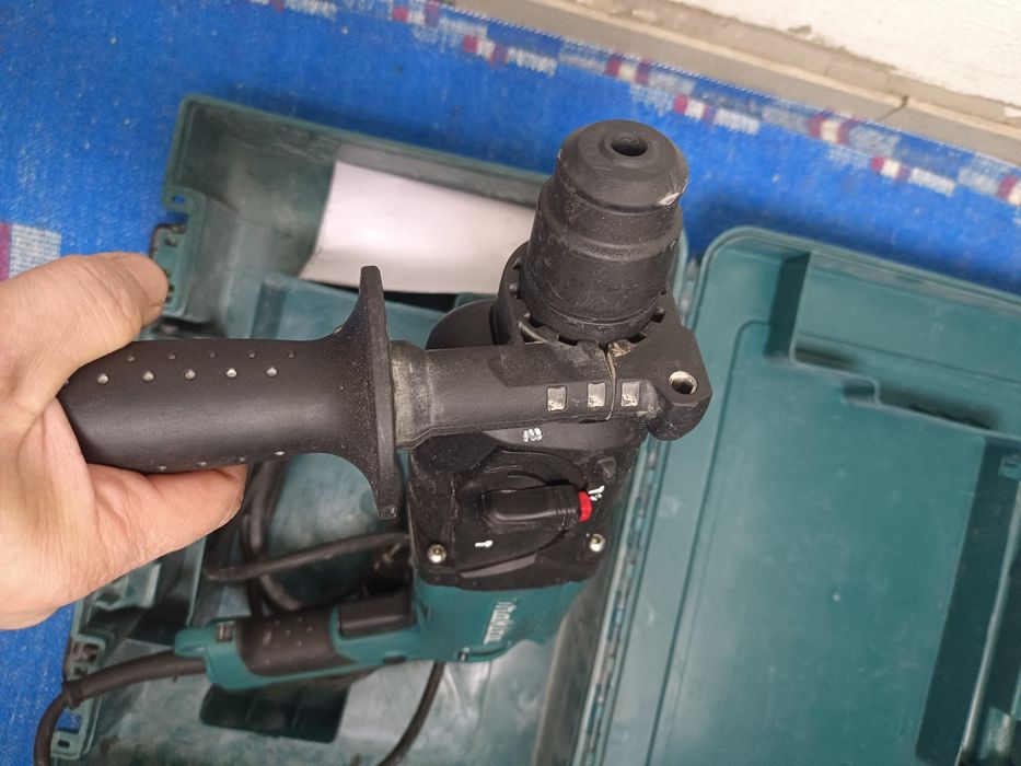 Продам перфоратор.