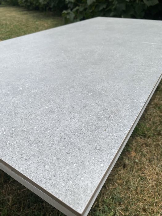 Журнальный столик