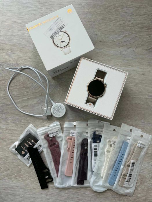 Смарт часовник Huawei Watch GT 4, 41 mm, White Leather