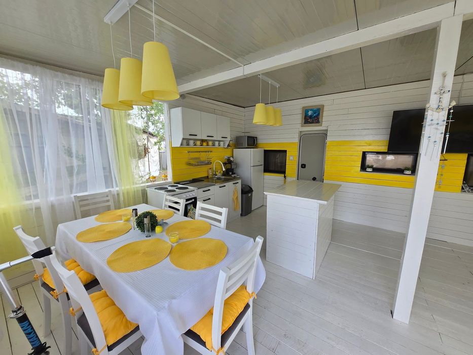 Каравана Натали, Къмпинг Китен