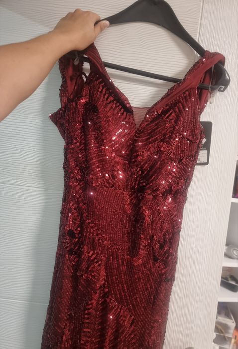 Дълга официална рокля