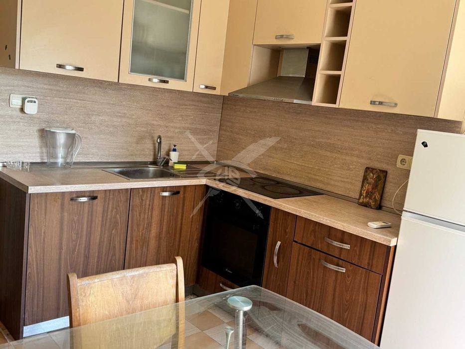 Дава се под наем Етаж от къща в София, Изток - 120 кв.м за 1200 € - Снимка #1