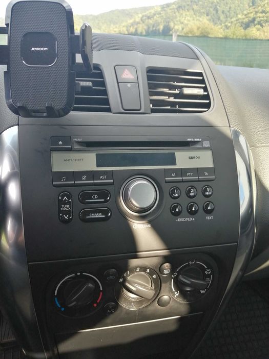 Vând Suzuki SX4, tracțiune 4x4,1.6 benzină, fabricație 2011