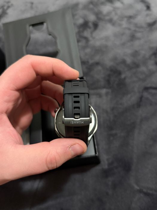 Vand Huawei GT 6 Pro