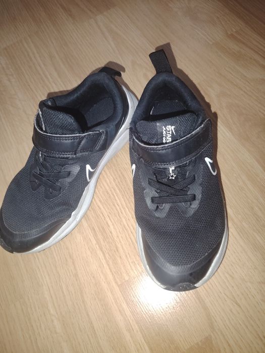 3 perechi adidasi 45 ron bucata