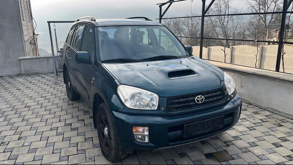 Vând Toyota rav 4