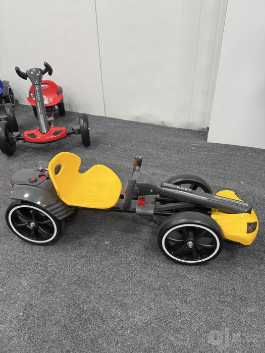 carting karting bolalar mashinasi pultli moshina gonshik