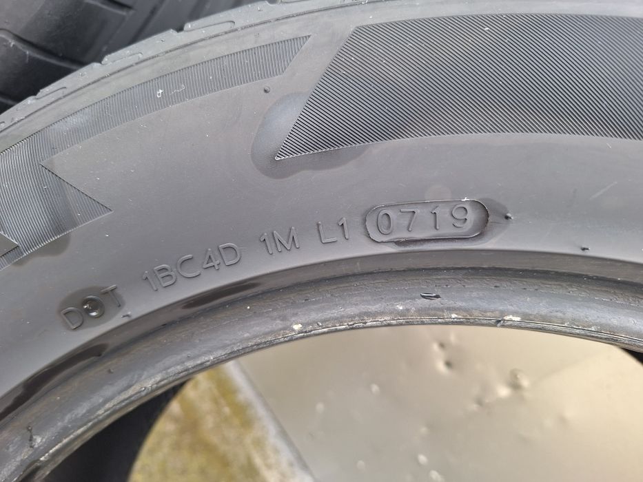 Гуми 235 55 18 Лауфен