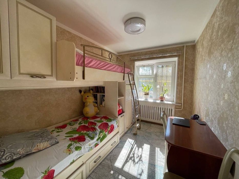 Продам квартиру на буюк ипак йули 3/1/4