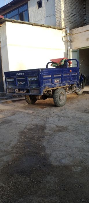 Электромотоцикл 1,5 тонна, 1800ватт,2метрлик кузов.