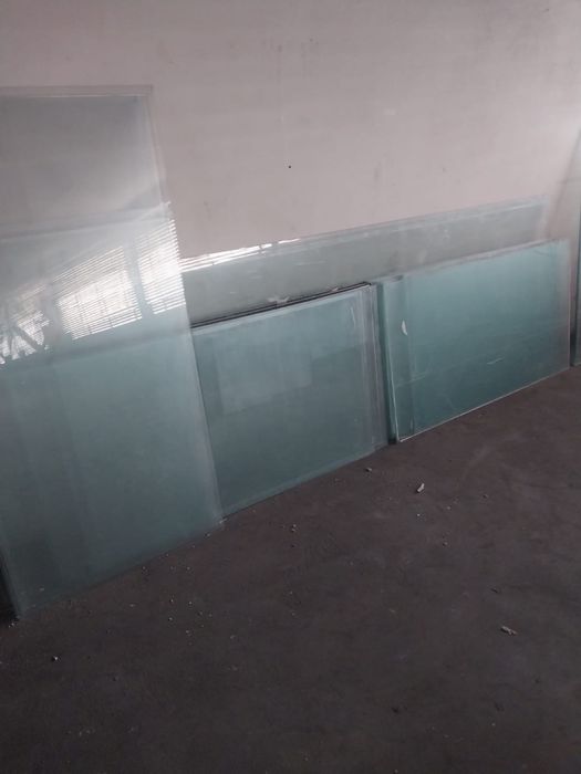 Терезе сатылады. Продаются окна