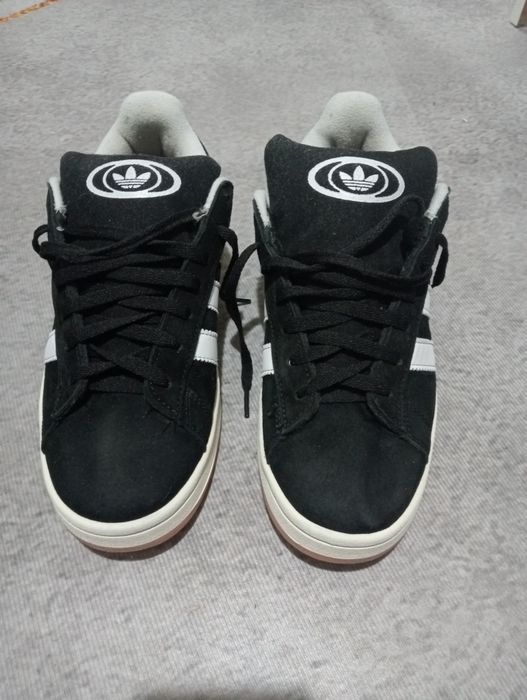 Продам кроссовки 42/43 размер