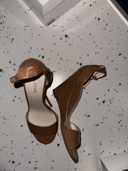 Продам обувь 38 размера