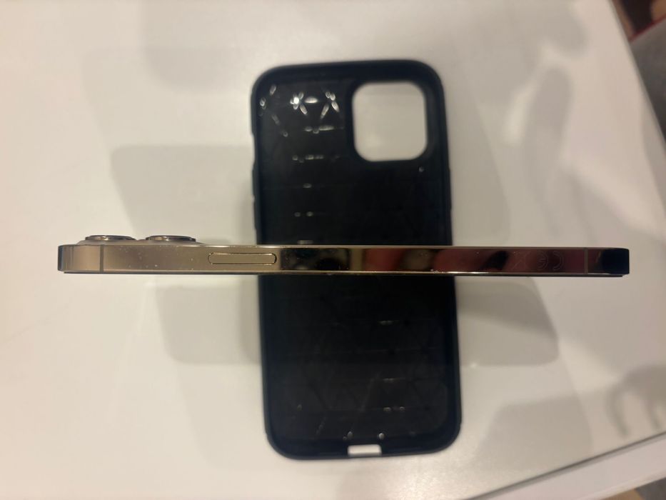 Vand-Schimb iphone 12 pro max