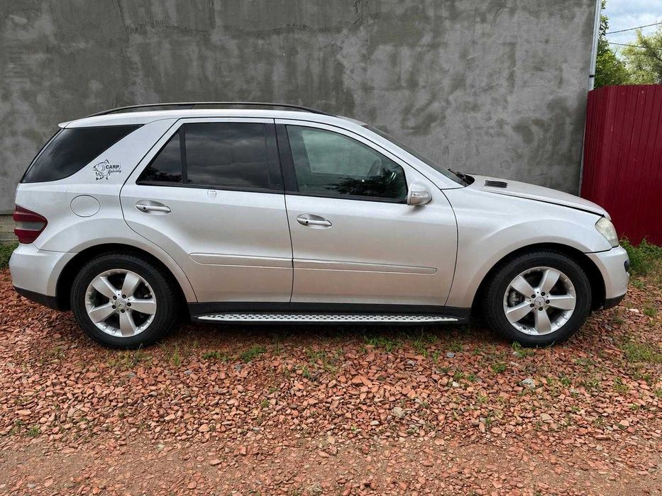Dezmembrez Mercedes ML 320 CDI 4MATIC an 2008 165 KW