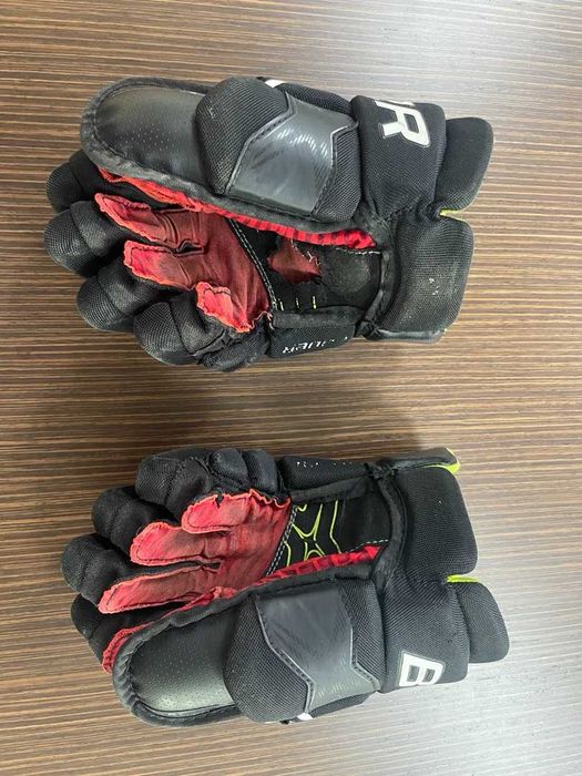 хоккейные перчатки Bauer Vapor