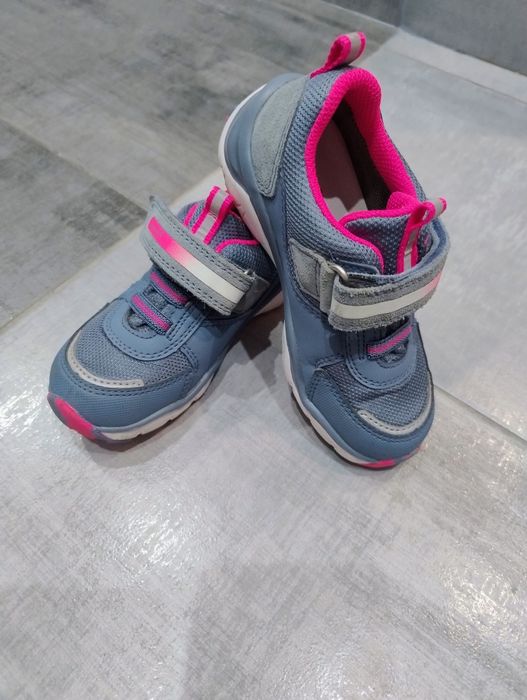 Обувки и маратонки Superfit с Gore-tex 25 и 26 номер