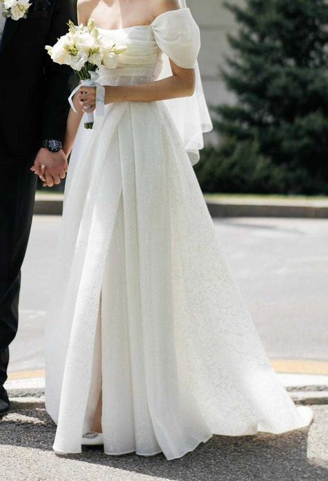 Продам свадебное платье