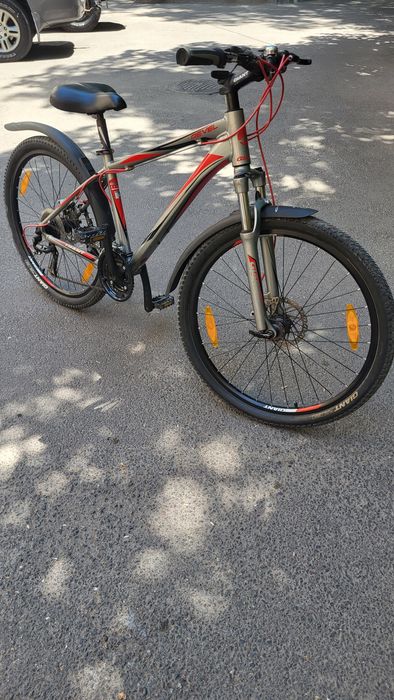 Продам Велосипед GIANT