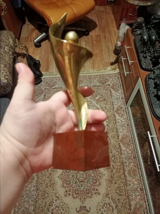 Спортивный кубок