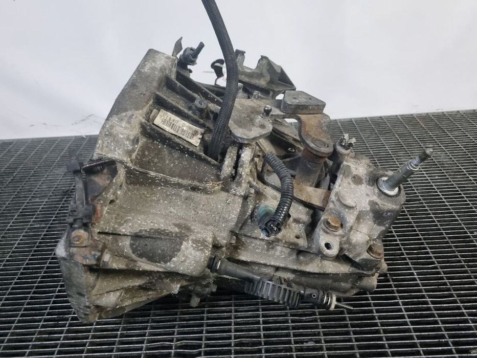 Cutie de viteze Dacia Duster Facelift 1.5 Dci 2014 - 2017 109CP Manuala 6 Trepte K9K ...