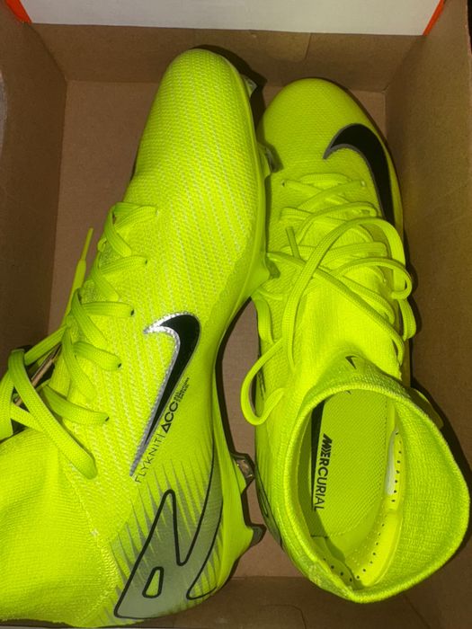 Ghete de fotbal profesionale Nike Mercurial ACC