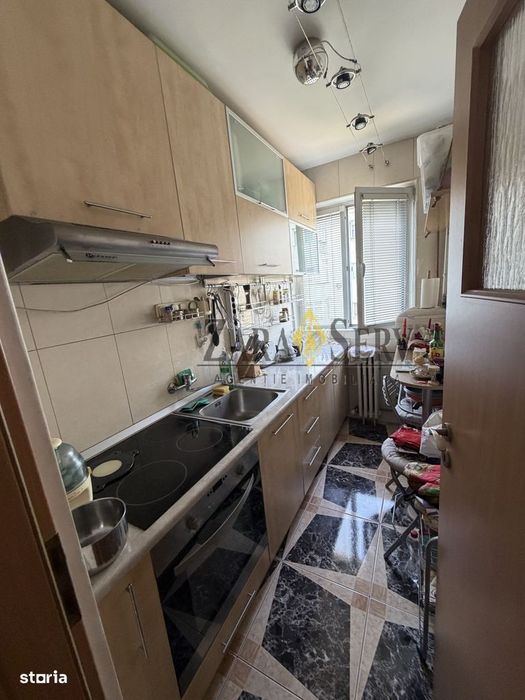 Apartament 3 camere de vânzare, Malu Roșu – Str. Școlii, Etaj 2