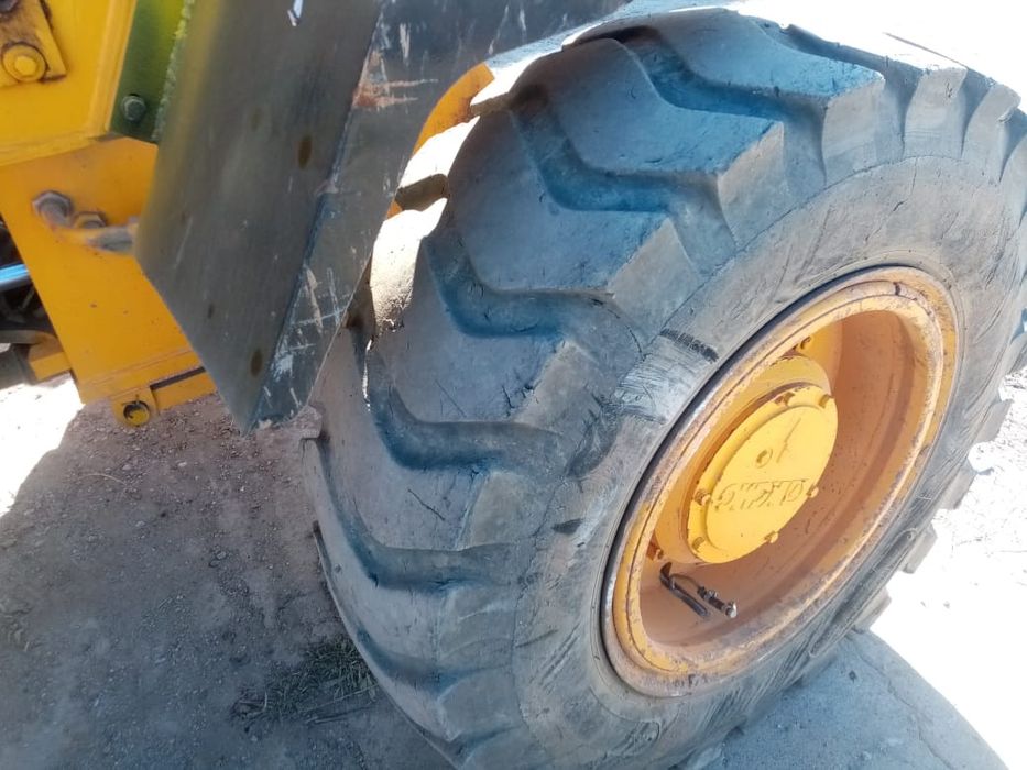 Продам эксковатор погрузчик  вз 30-25